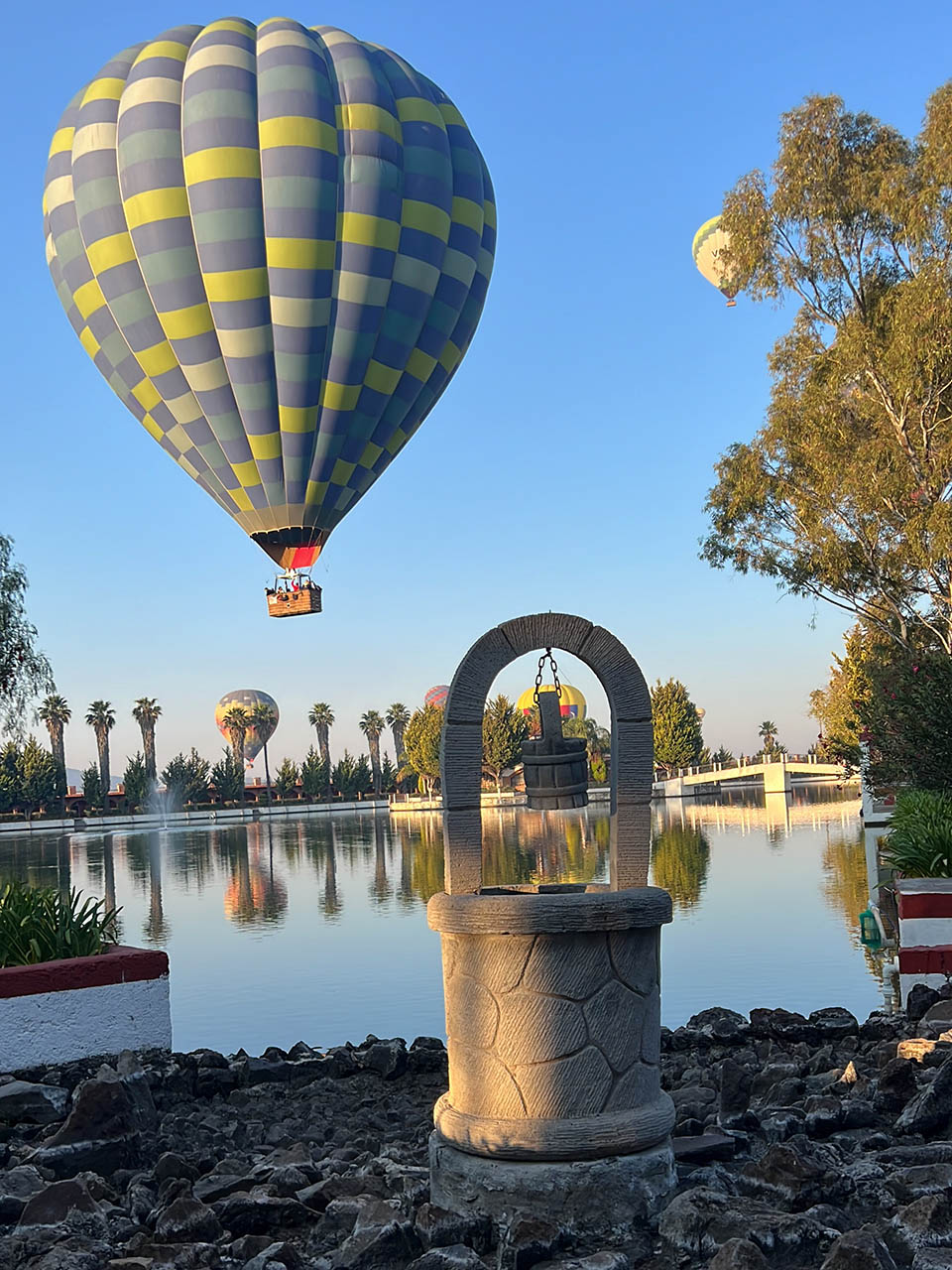 6F0F0BCA-6E50-4D66-9FB5-898C20304764 2